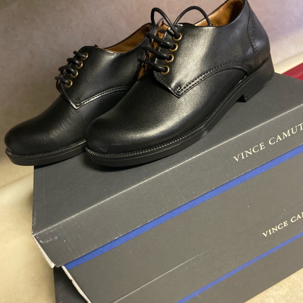 Boys dress shoes - Picture 1 of 1
